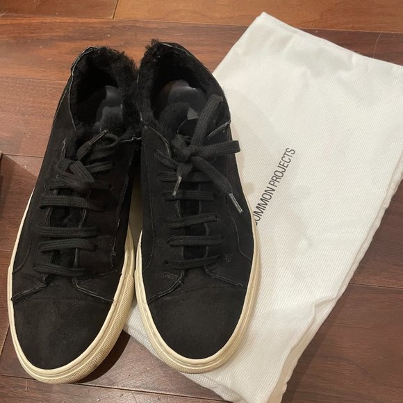 Common Projects Shearling Suede Low-top Sneaker - Picture 2 of 6